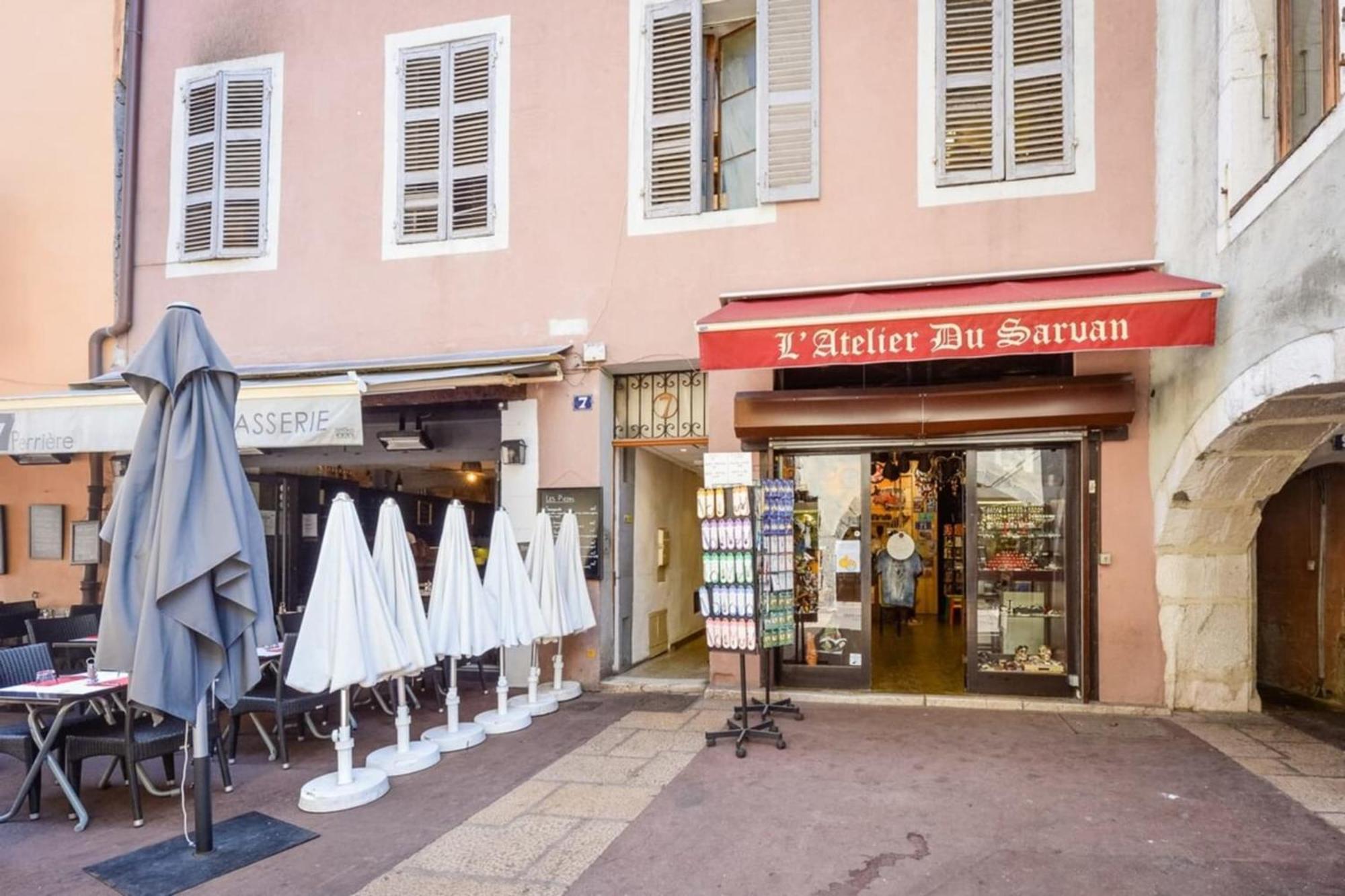 3-Star Rated Apartment In The Heart Of The Old Town With A View Annecy Eksteriør bilde