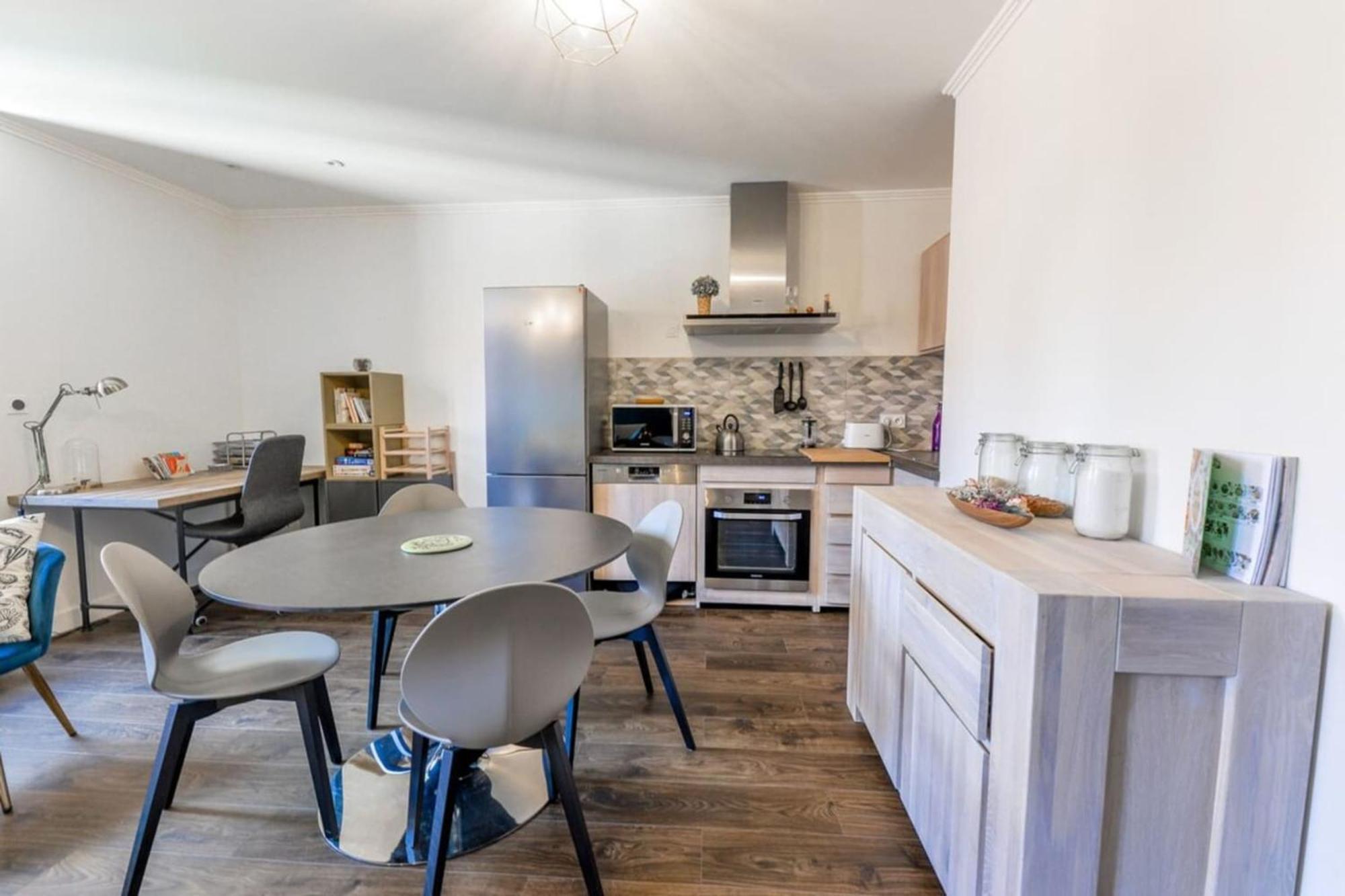 3-Star Rated Apartment In The Heart Of The Old Town With A View Annecy Eksteriør bilde