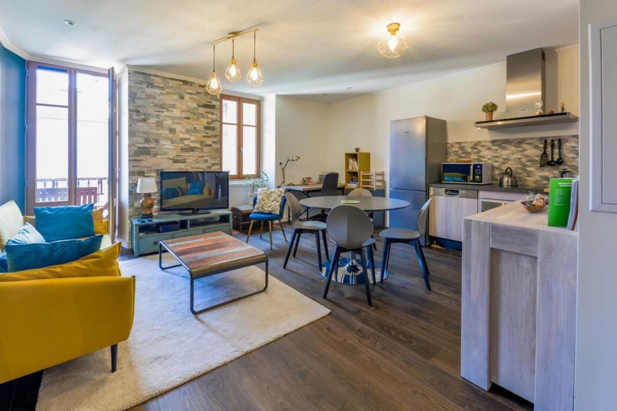 3-Star Rated Apartment In The Heart Of The Old Town With A View Annecy Eksteriør bilde