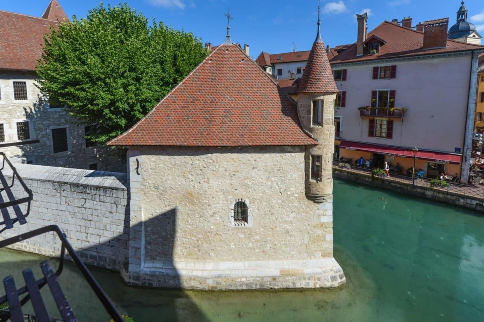3-Star Rated Apartment In The Heart Of The Old Town With A View Annecy Eksteriør bilde